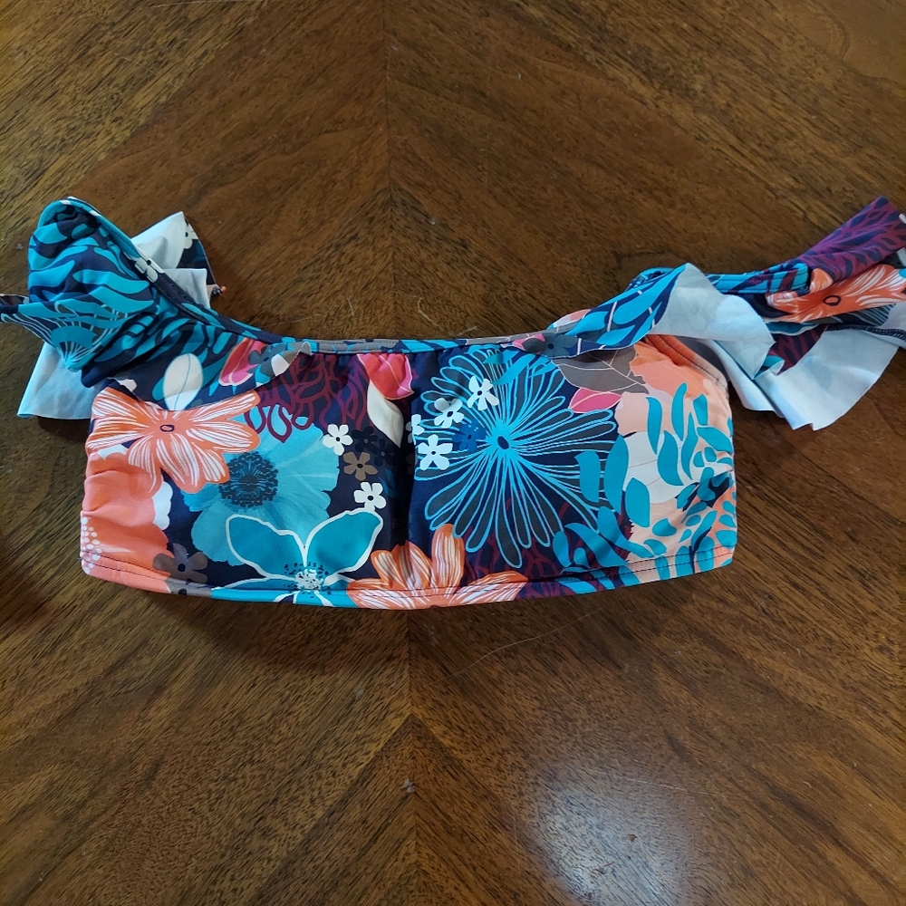Bathing suit